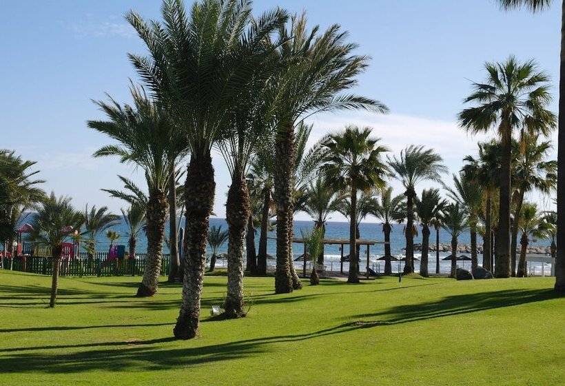 酒店 Golden Bay Beach