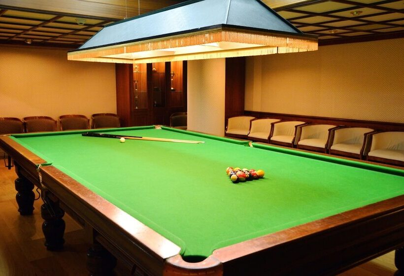 酒店 Golden Bay Beach