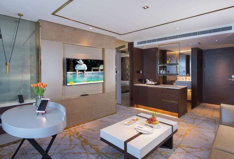 호텔 Golden Tulip Shanghai Hongqiao A Louvre