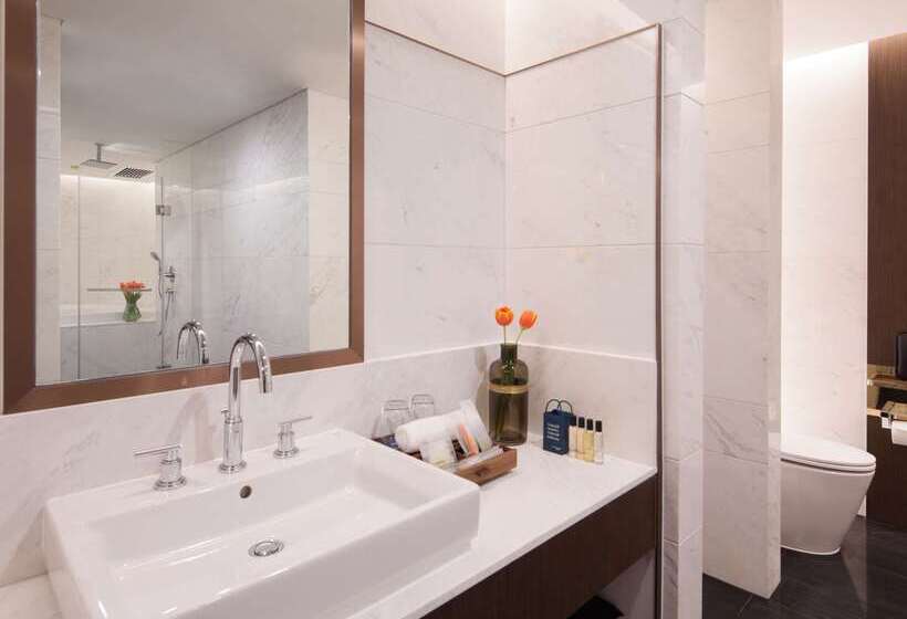 호텔 Golden Tulip Shanghai Hongqiao A Louvre