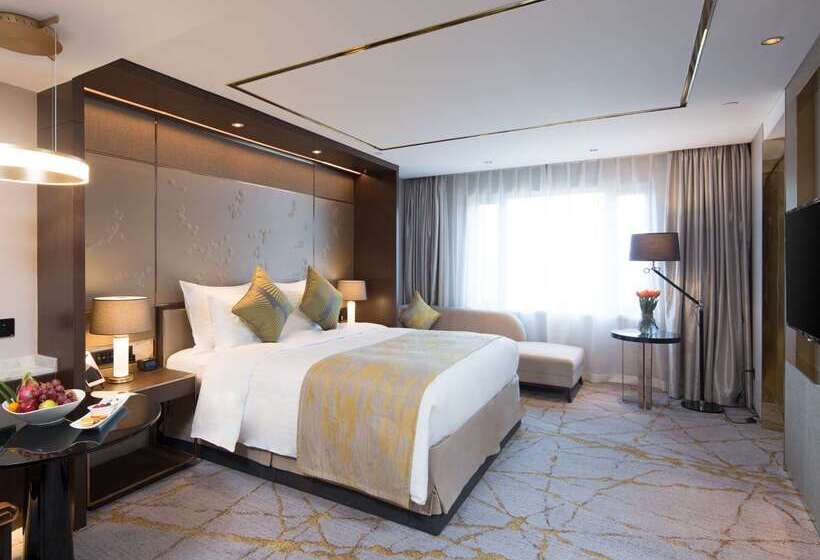 호텔 Golden Tulip Shanghai Hongqiao A Louvre