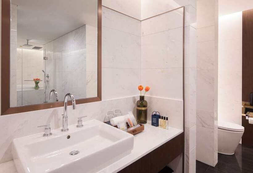 호텔 Golden Tulip Shanghai Hongqiao A Louvre