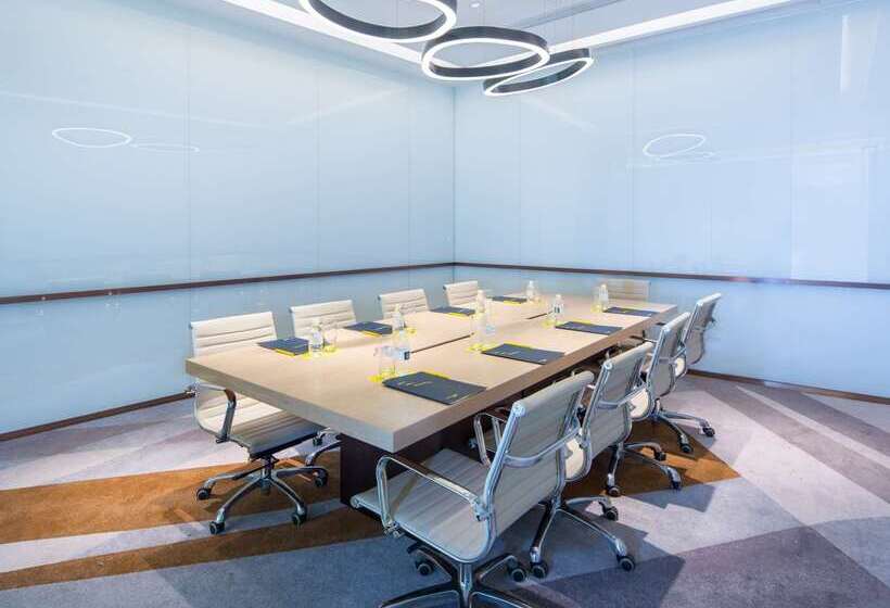 호텔 Golden Tulip Shanghai Hongqiao A Louvre