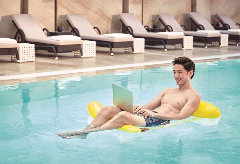 호텔 Golden Tulip Shanghai Hongqiao A Louvre