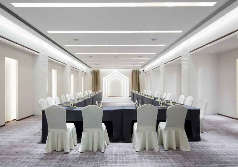 호텔 Golden Tulip Shanghai Hongqiao A Louvre