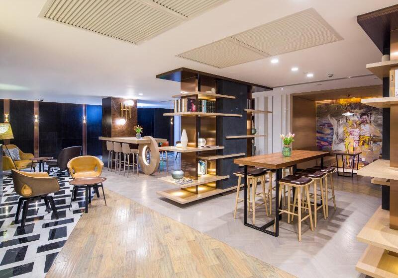 호텔 Golden Tulip Shanghai Hongqiao A Louvre