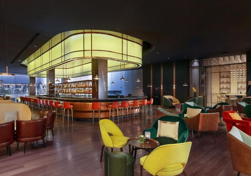 호텔 Golden Tulip Shanghai Hongqiao A Louvre