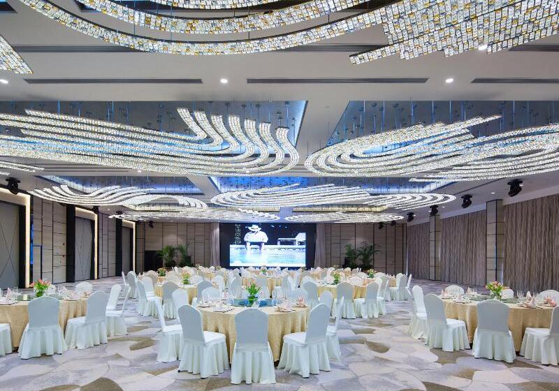 호텔 Golden Tulip Shanghai Hongqiao A Louvre