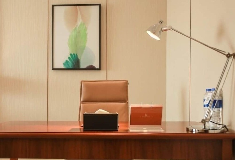 هتل Greentree Eastern Shanghai Hongqiao Airport Longbai