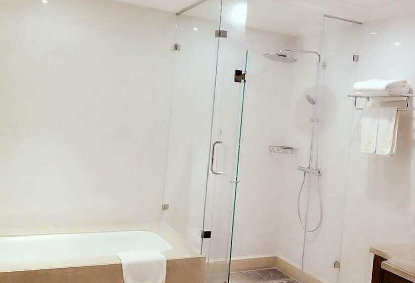 هتل Greentree Eastern Shanghai Hongqiao Airport Longbai