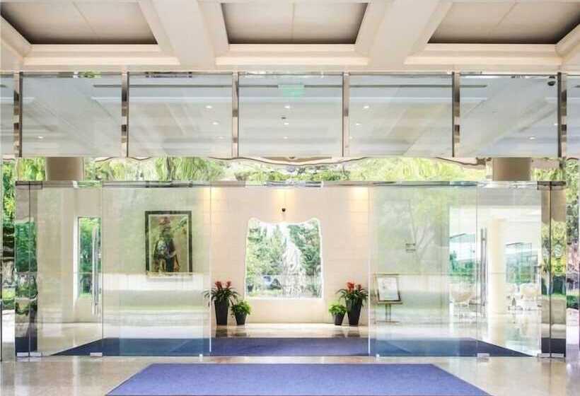 هتل Greentree Eastern Shanghai Hongqiao Airport Longbai