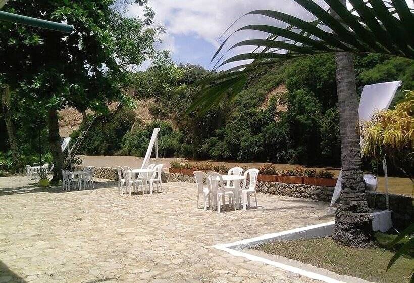 ホテル Guadaira Resort