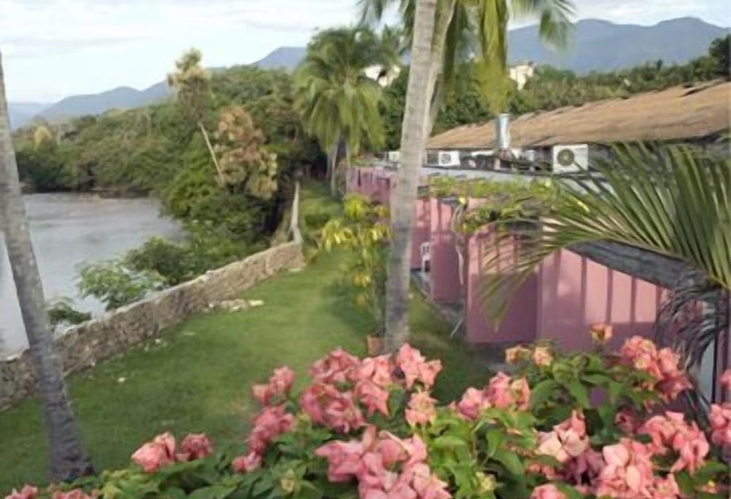 ホテル Guadaira Resort