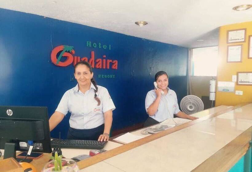 ホテル Guadaira Resort