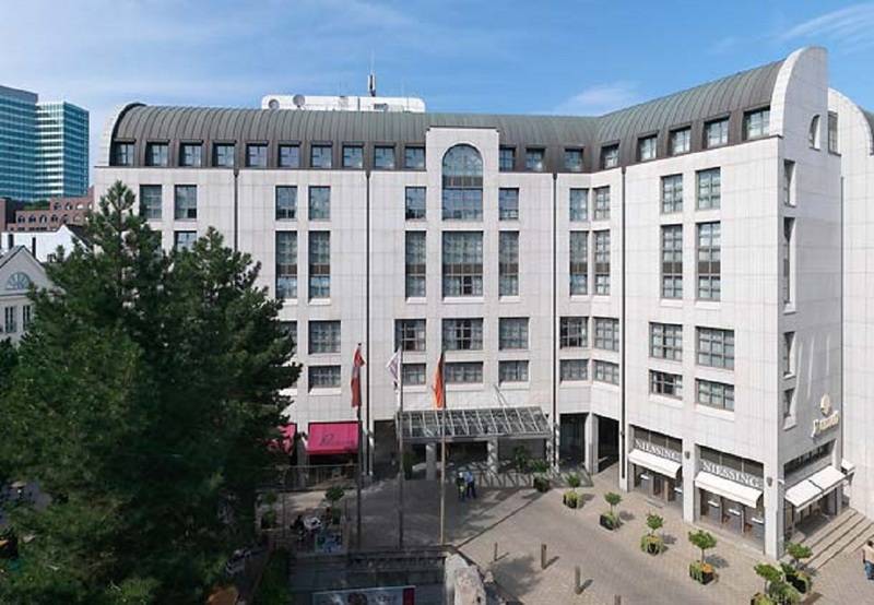 هتل Hamburg Marriott