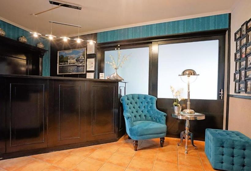 هتل Havel Lodge Berlin