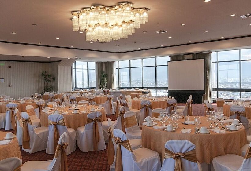 Delta Hotels By Marriott San Jose Aurola