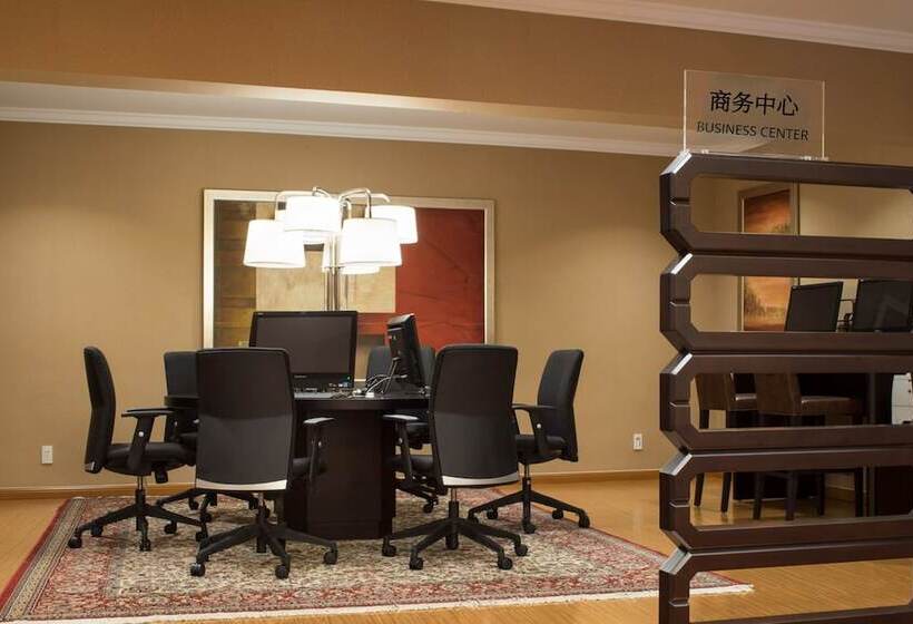 Otel Hongqiao Jin Jiang