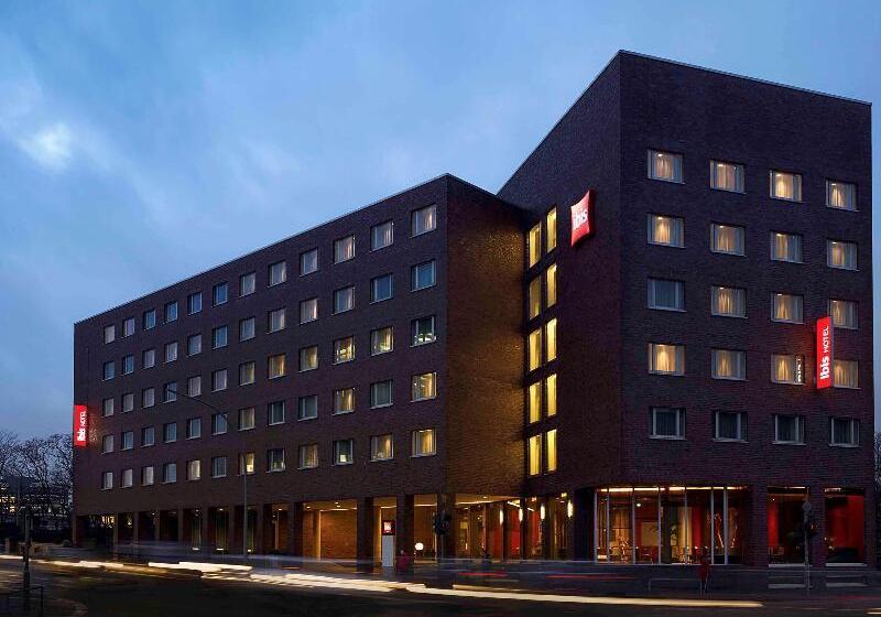 هتل Ibis Hamburg Alsterring