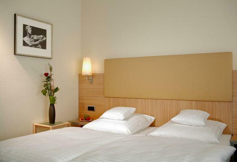 ホテル Ibis Styles Berlin An Der Oper