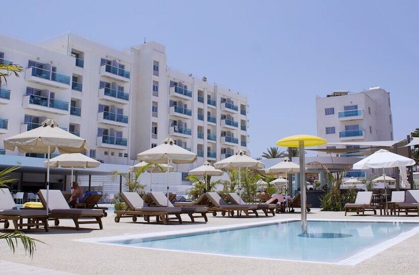 Kapetanios Bay Hotel Protaras