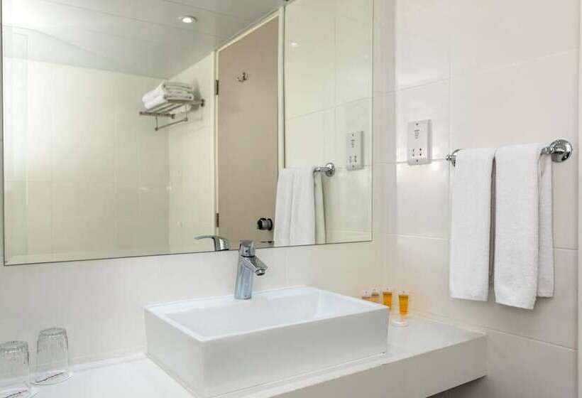 Kapetanios Bay Hotel Protaras