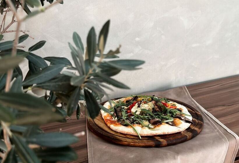 Отель Louis Ledra Beach