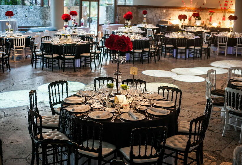 בית מלון כפרי Manquehue Las Condes