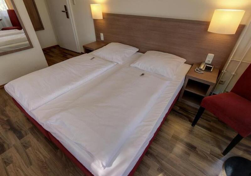 酒店 Marienthal Garni