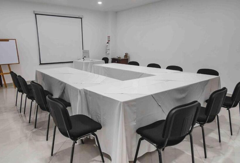 Отель Neiva Plaza