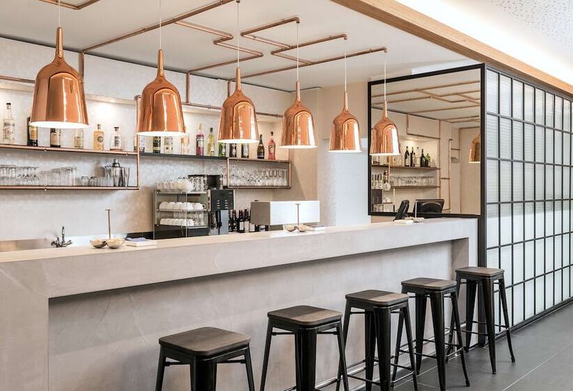 ホテル NH Hamburg Mitte