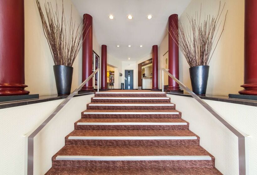 בית מלון כפרי Graf Moltke Hamburg