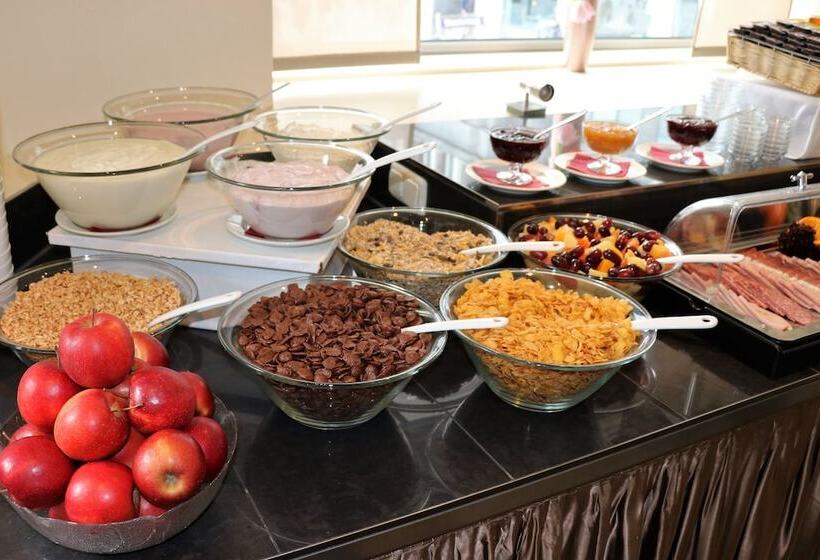 בית מלון כפרי Graf Moltke Hamburg