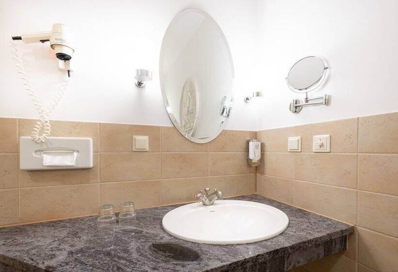 هتل Kronprinz Berlin