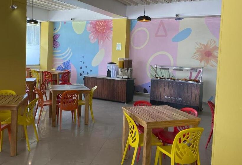 ホテル On Vacation Blue Tone