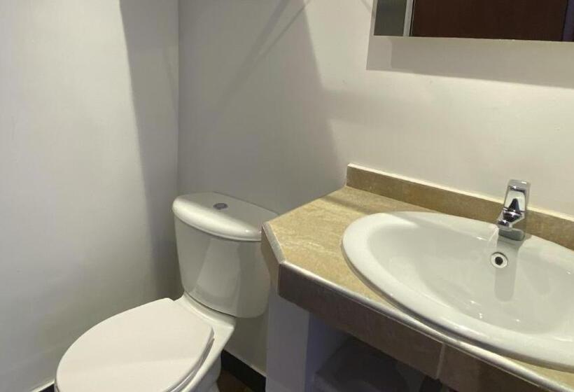 هتل On Vacation Blue Tone