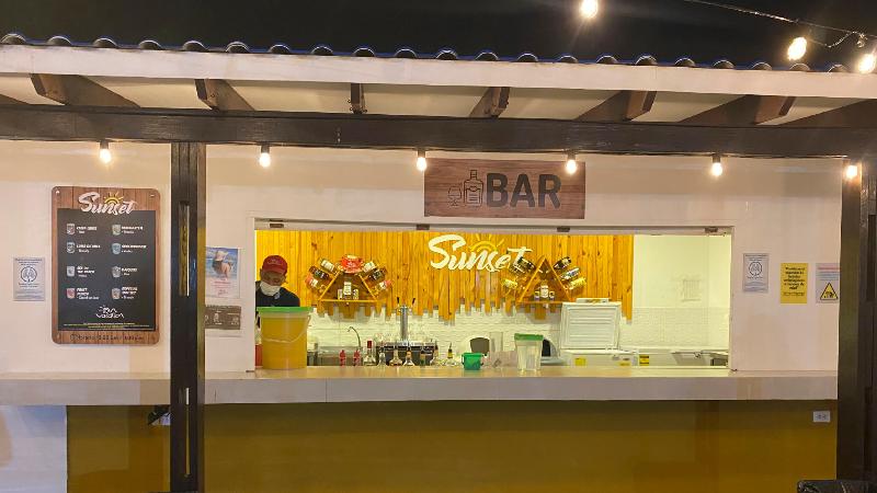 ホテル On Vacation Blue Tone