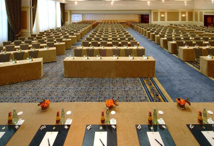 هتل Palace Berlin