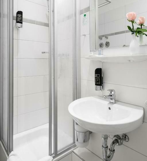 هتل Panorama Am Kurfürstendamm