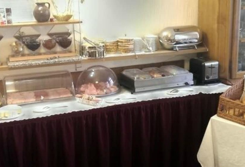 هتل Pension Margrit