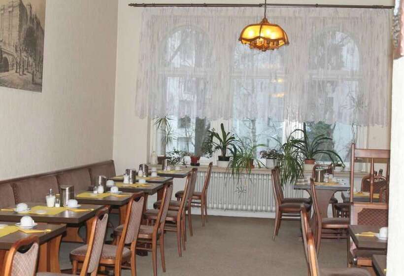 هتل Pension Margrit