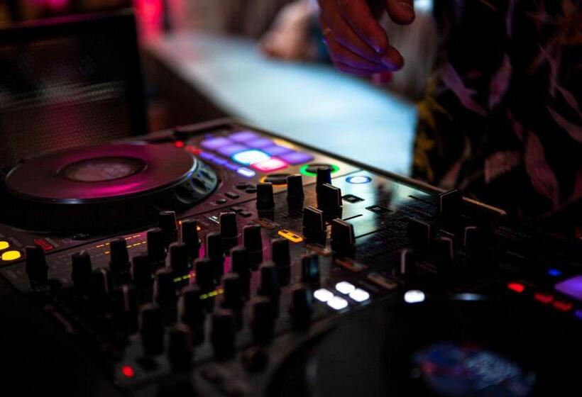 酒店 Renaissance Hamburg