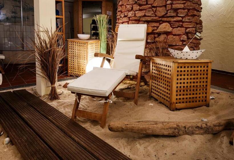 Отель Rickmers Insulaner