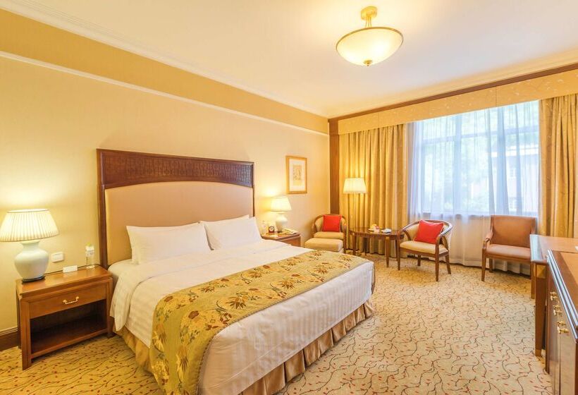 فندق Shangri La Hangzhou   The Back Garden Of West Lake