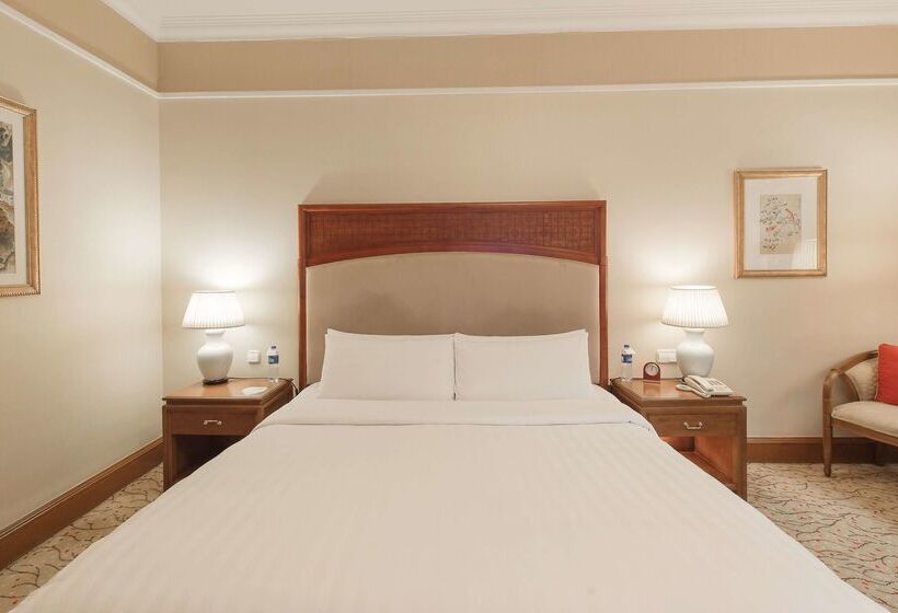 فندق Shangri La Hangzhou   The Back Garden Of West Lake