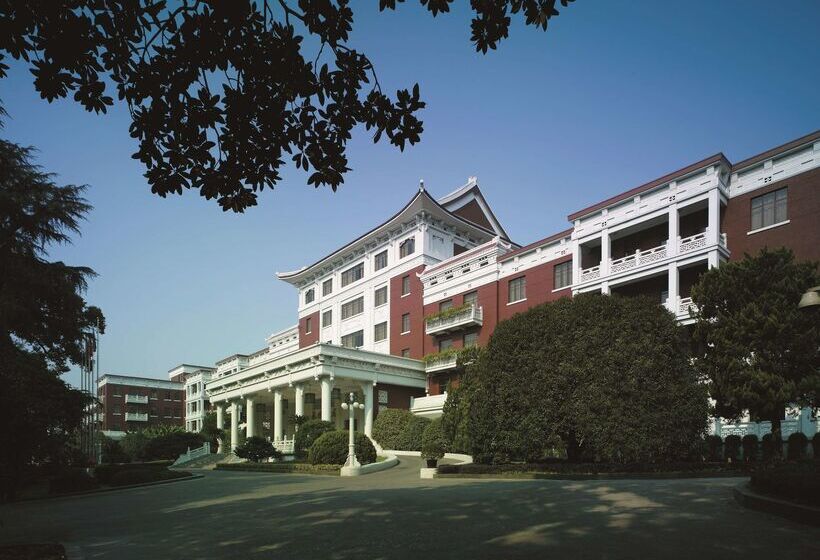 فندق Shangri La Hangzhou   The Back Garden Of West Lake