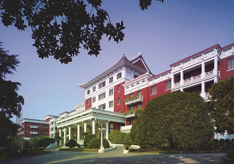 فندق Shangri La Hangzhou   The Back Garden Of West Lake