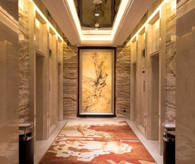 فندق Shantou International