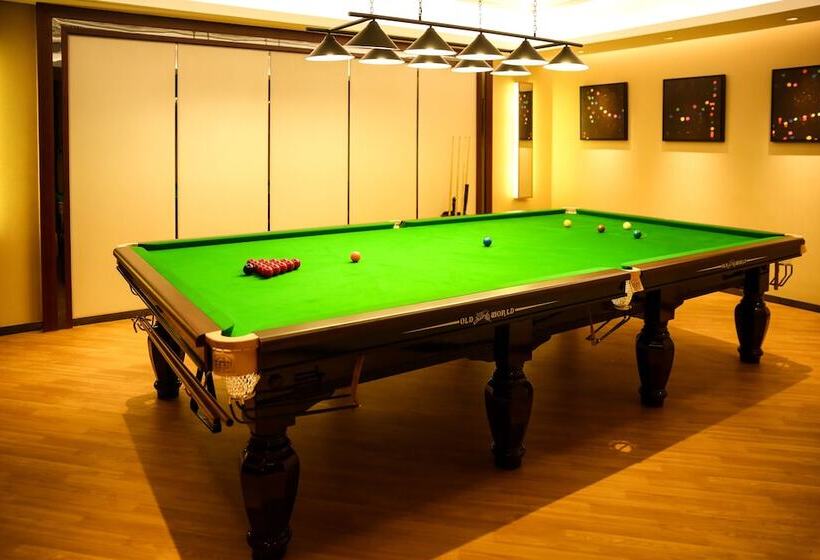 فندق Shantou International