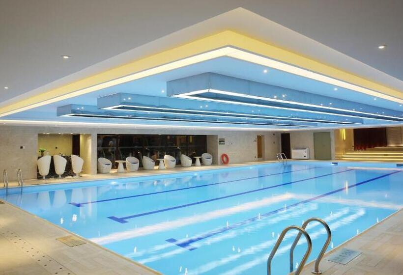 فندق Shantou International